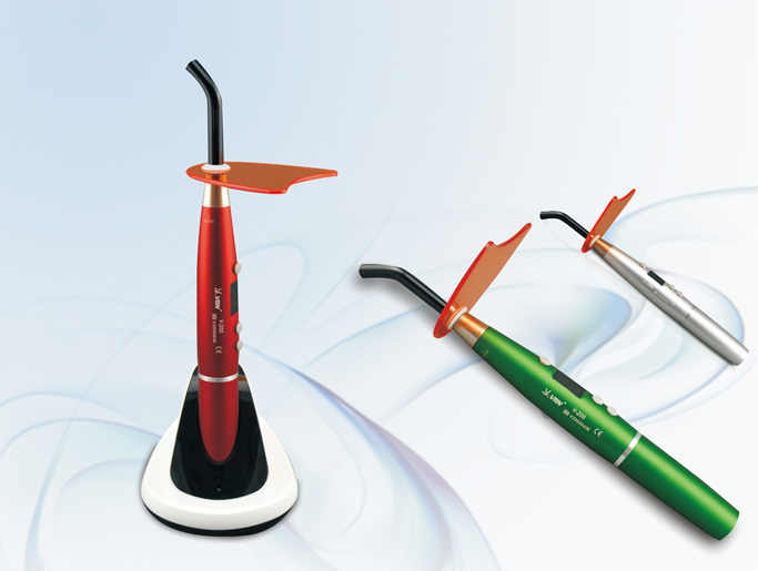 V200 Curing Light
