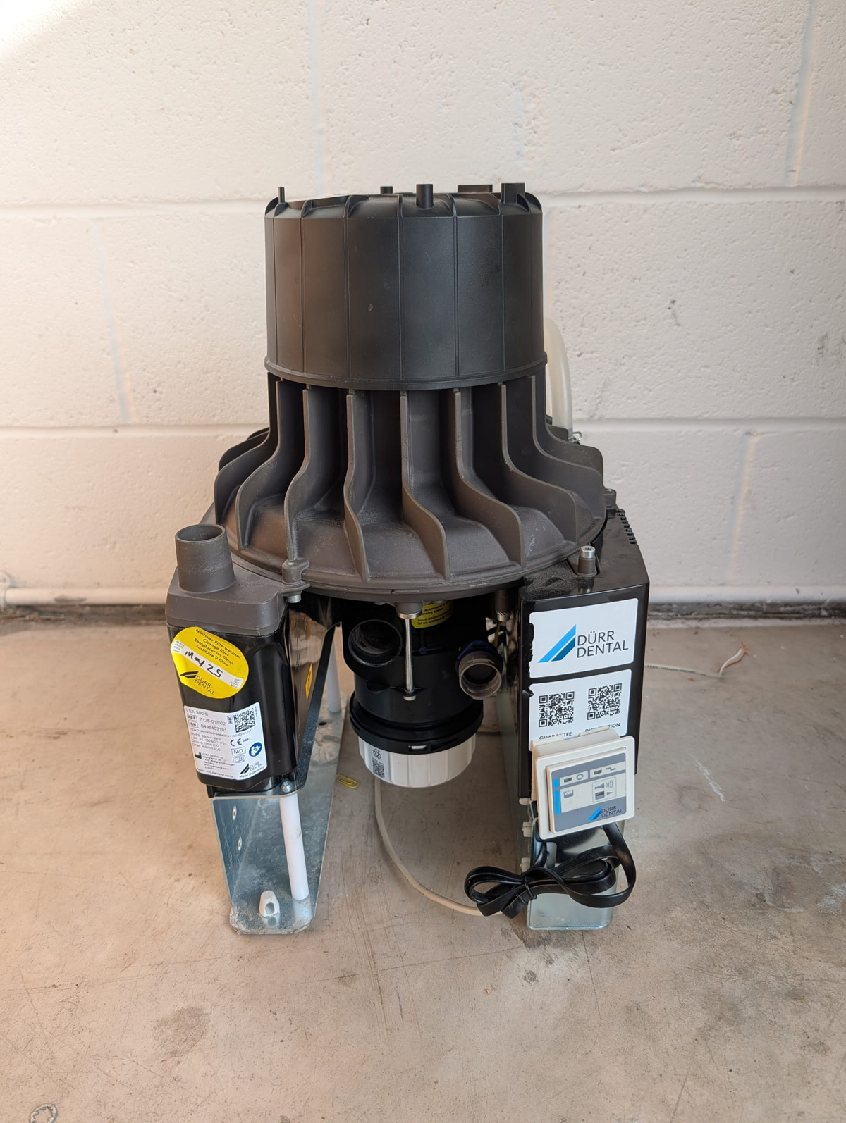 Front view of used Dürr Dental VSA 300 S suction unit