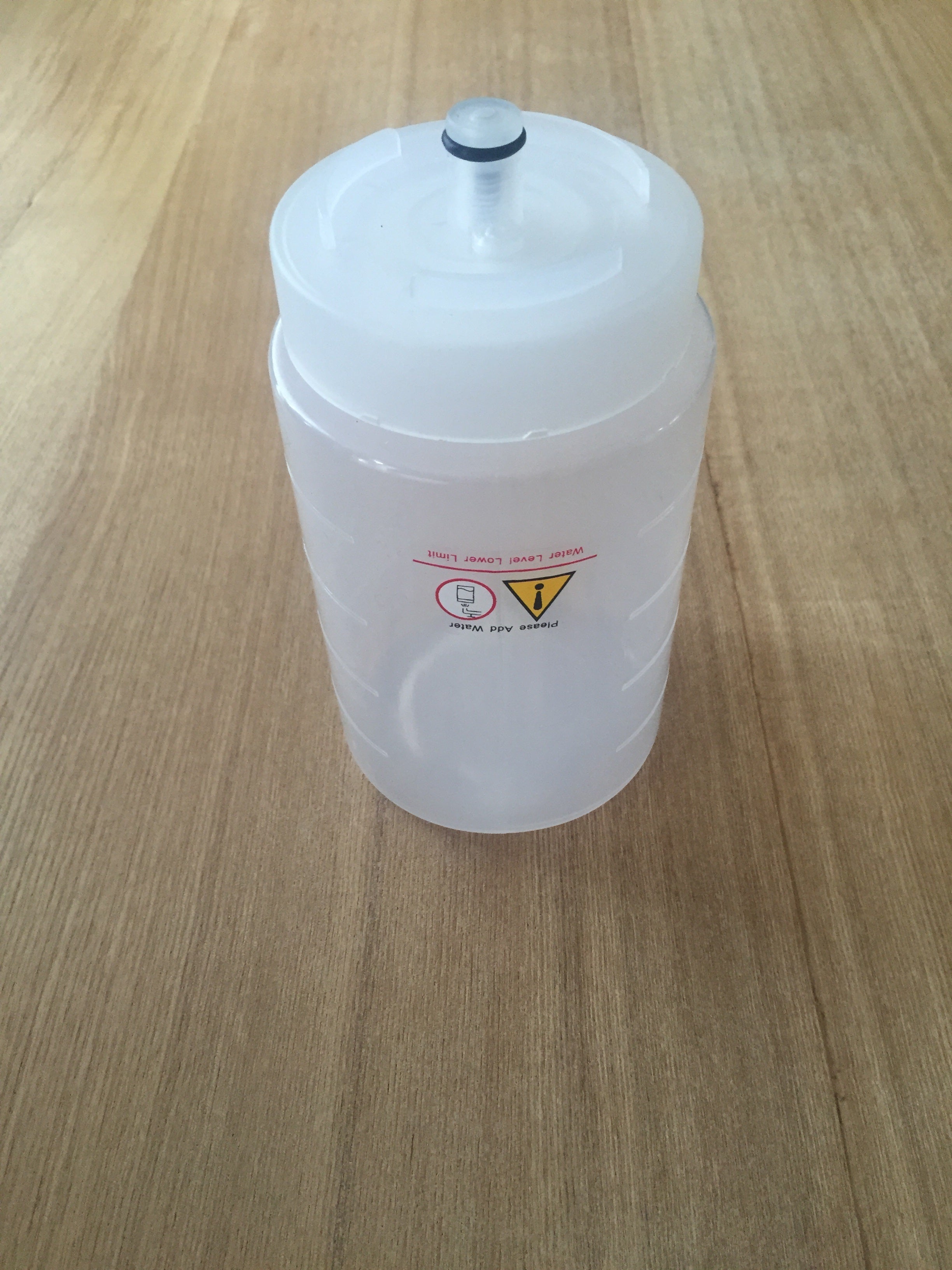 Woodpecker UDS E plastic water bottle